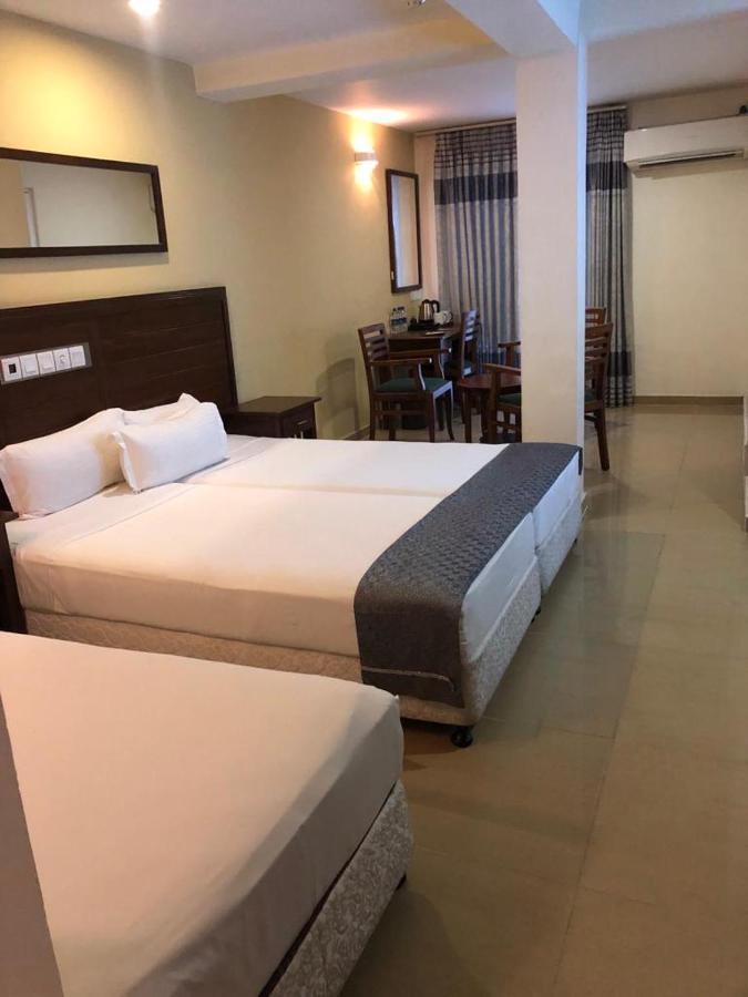 Gsh Colombo Hotel Exterior photo